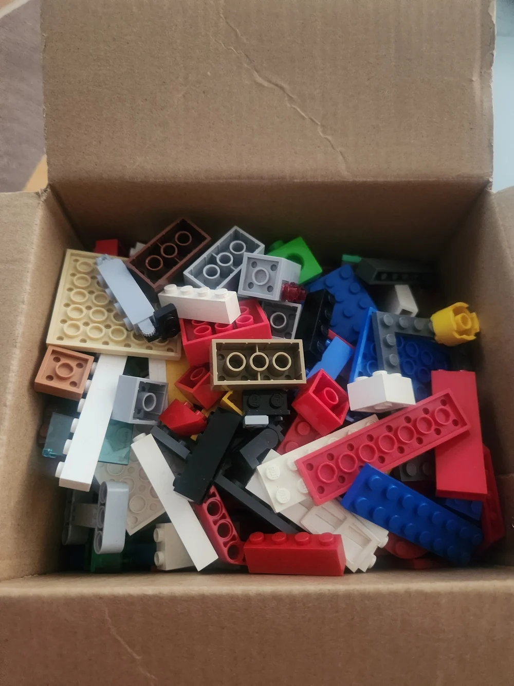 1lb Box of Assorted Lego Bricks - Multicolor
